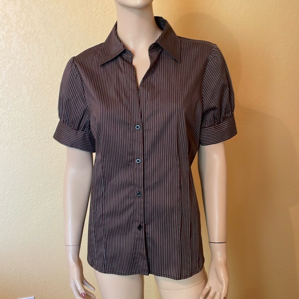 Worthington Stretch Blouse NWT Short Cuffed Sleeves Size 14